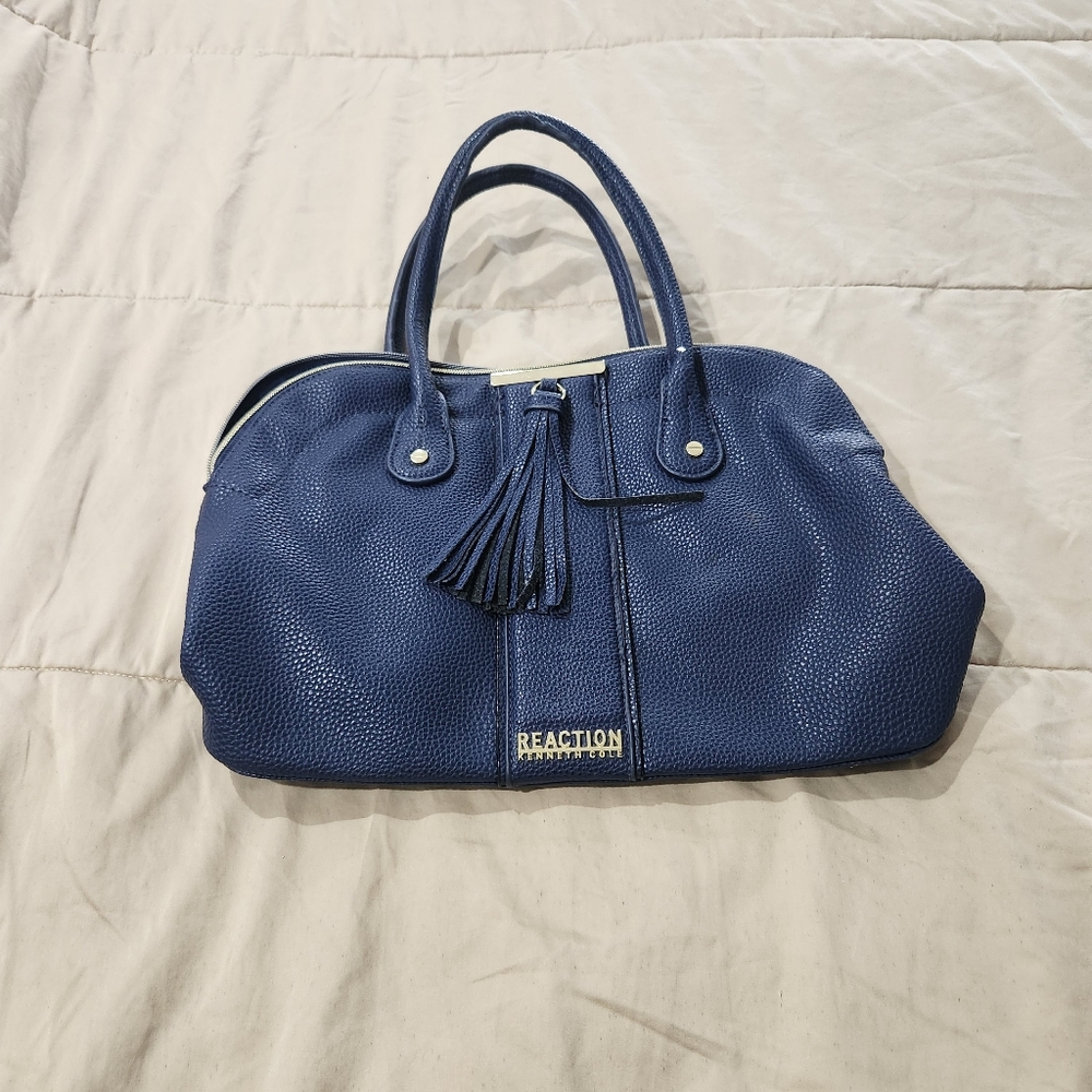 Navy blue shoulder purse